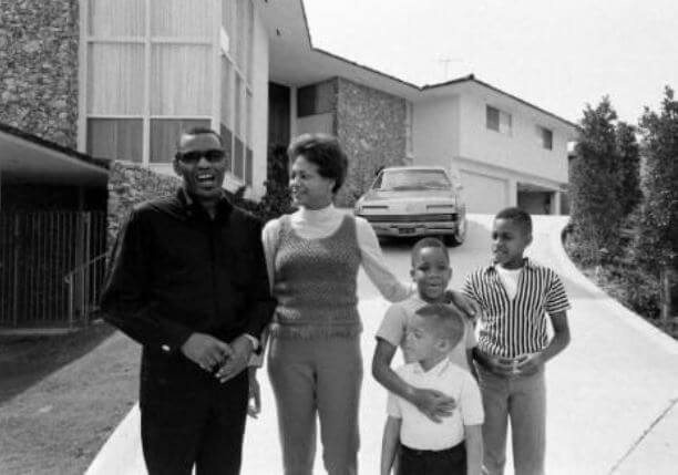 Reverend Robert Robinson with his siblings and parents, Ray Charles and Della Beatrice Howard Robinson.